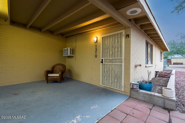 1310 N 14th Avenue, Tucson, AZ 85705
