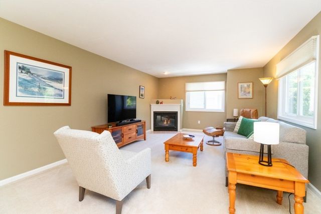 60 Algonquin Trail 60, Ashland, MA 01721