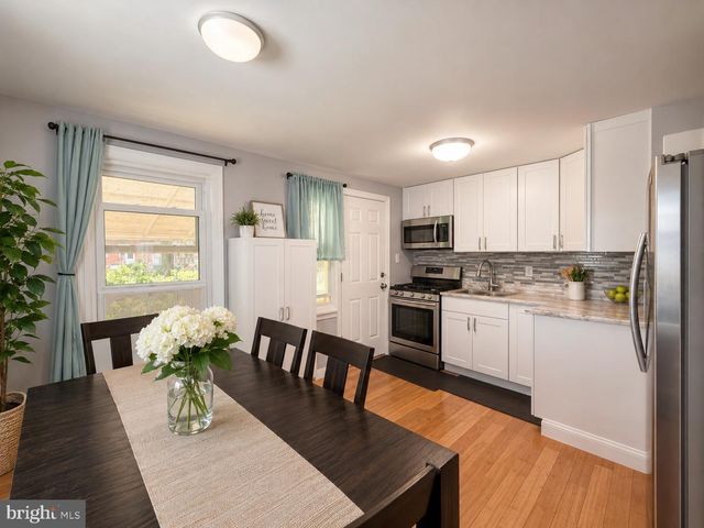 241 OLIVER AVE, Trenton, NJ 08618