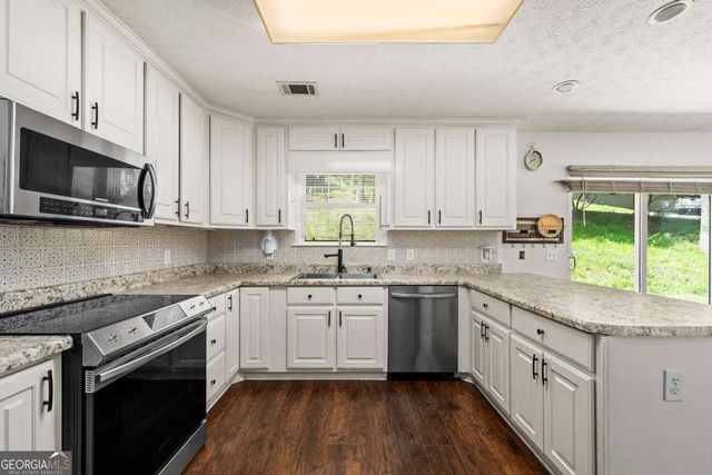 6204 Cherrywood Trail, Gainesville, GA 30506
