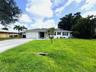 1637 S Mayfair RD, Fort Myers, FL 33919