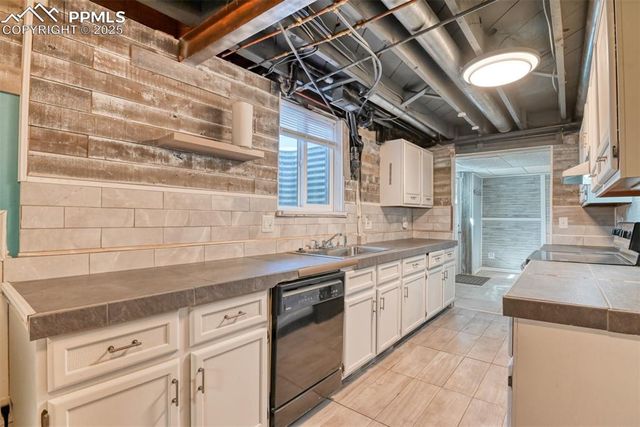 2409 N wahsatch Avenue, Colorado Springs, CO 80907