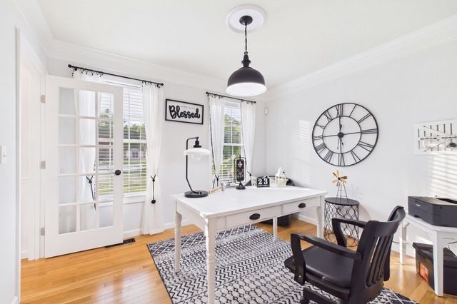 232 Collins Corner Rd, Dartmouth, MA 02747