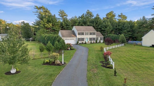 232 Collins Corner Rd, Dartmouth, MA 02747
