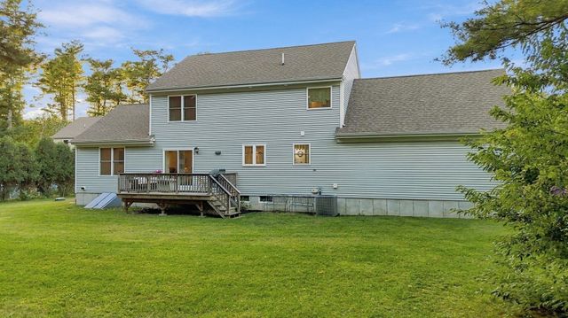 232 Collins Corner Rd, Dartmouth, MA 02747