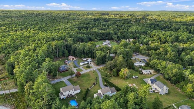 232 Collins Corner Rd, Dartmouth, MA 02747