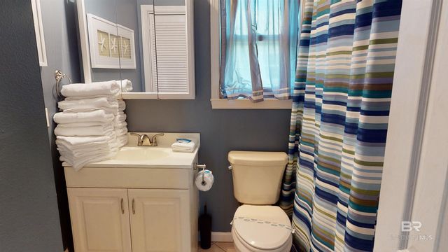 380 E Buchanan Court, Gulf Shores, AL 36542