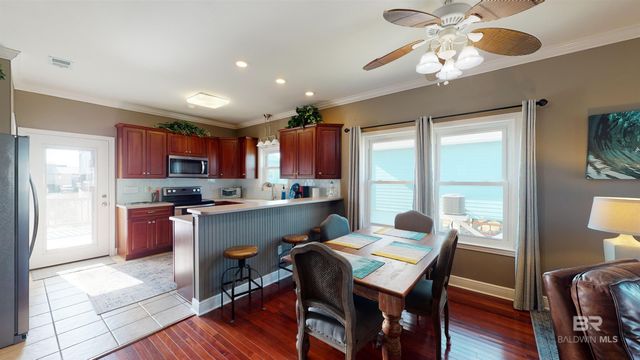 380 E Buchanan Court, Gulf Shores, AL 36542