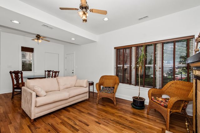 1629 W NORTH SHORE Drive 103, Chicago, IL 60626