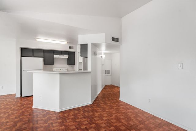 7200 W T C Jester Boulevard 2604, Houston, TX 77088
