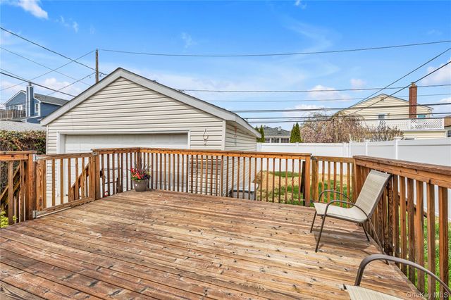 347 E Pine Street, Long Beach, NY 11561