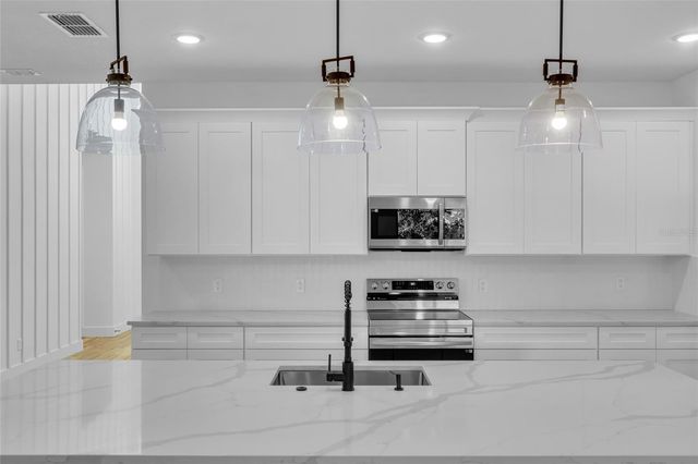 155 PEARL STREET, Auburndale, FL 33823