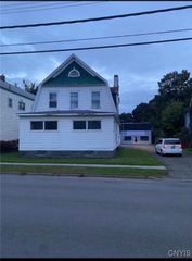13 Birdsall Street, Norwich-city, NY 13815