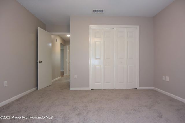 5484 Alderwood Street, Spring Hill, FL 34606