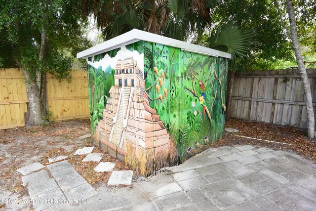 5484 Alderwood Street, Spring Hill, FL 34606