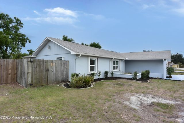 5484 Alderwood Street, Spring Hill, FL 34606