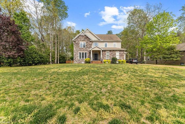 10420 Pine Warbler DR, Providence Forge, VA 23140
