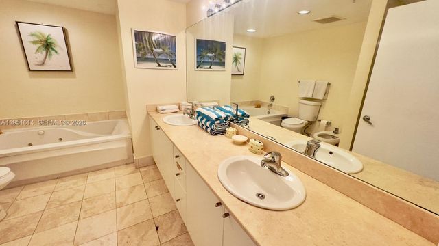 17375 Collins Avenue 1003, Sunny Isles Beach, FL 33160