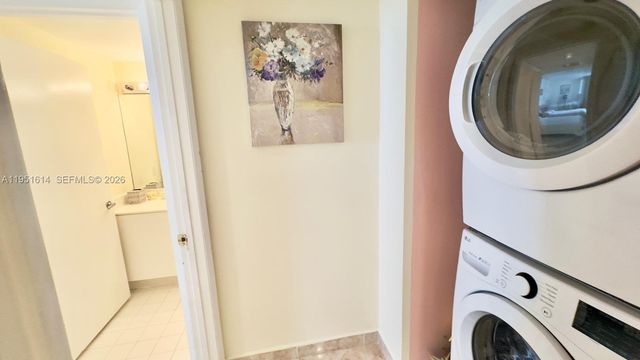 17375 Collins Avenue 1003, Sunny Isles Beach, FL 33160