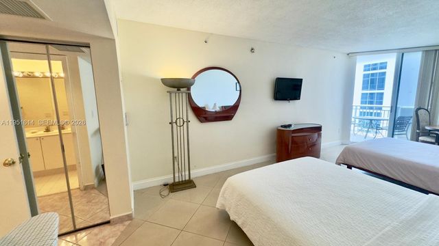 17375 Collins Avenue 1003, Sunny Isles Beach, FL 33160