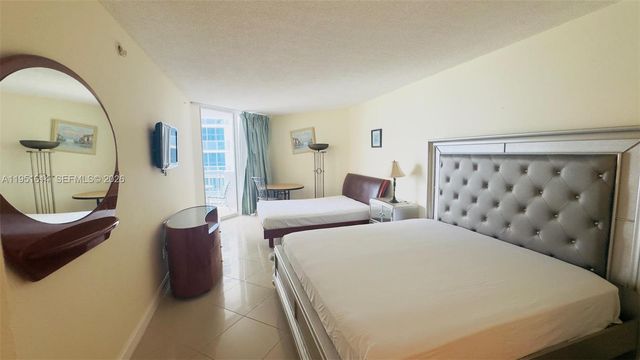 17375 Collins Avenue 1003, Sunny Isles Beach, FL 33160