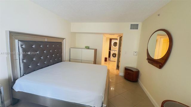 17375 Collins Avenue 1003, Sunny Isles Beach, FL 33160