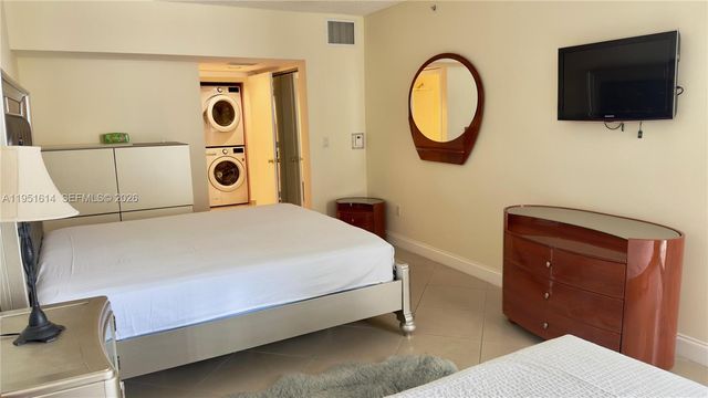 17375 Collins Avenue 1003, Sunny Isles Beach, FL 33160