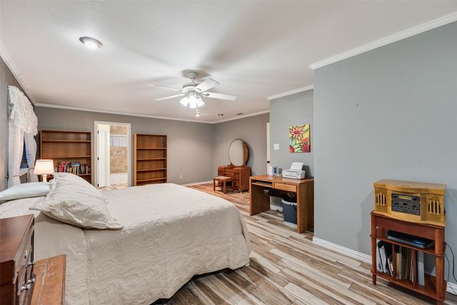 800 Brownfield Drive, Mesquite, TX 75150