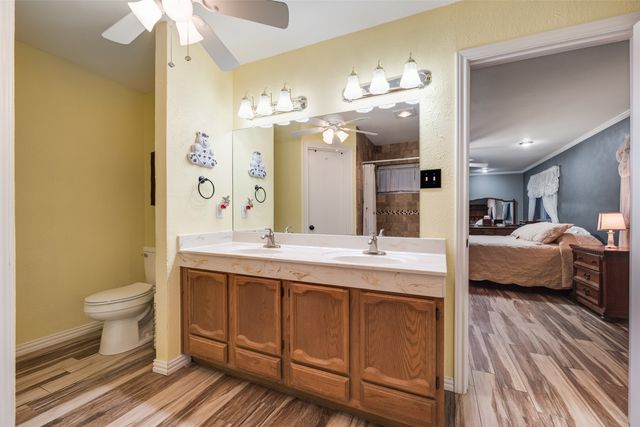 800 Brownfield Drive, Mesquite, TX 75150
