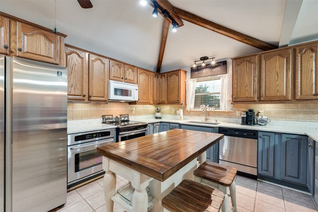 800 Brownfield Drive, Mesquite, TX 75150