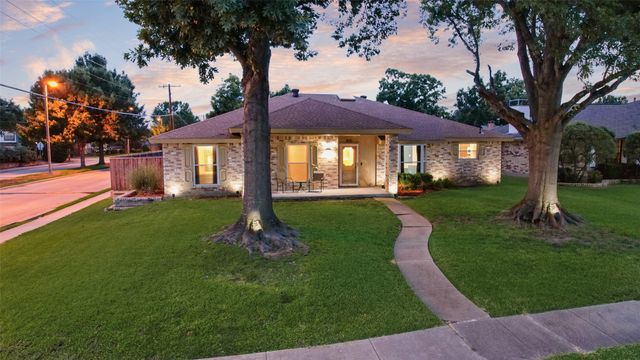 800 Brownfield Drive, Mesquite, TX 75150