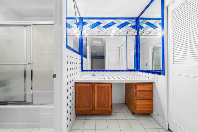 276 Beaver Dam Court, Royal Palm Beach, FL 33411