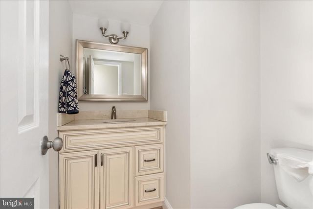 7917 DONEGAL LN, Springfield, VA 22153