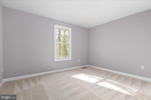 7917 DONEGAL LN, Springfield, VA 22153