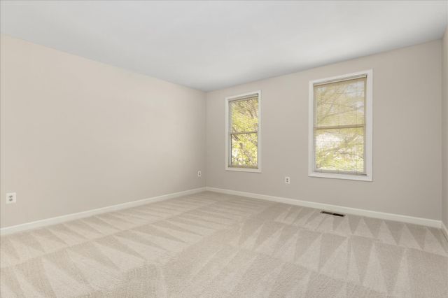 7917 DONEGAL LN, Springfield, VA 22153