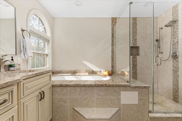 7917 DONEGAL LN, Springfield, VA 22153