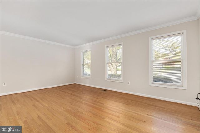 7917 DONEGAL LN, Springfield, VA 22153