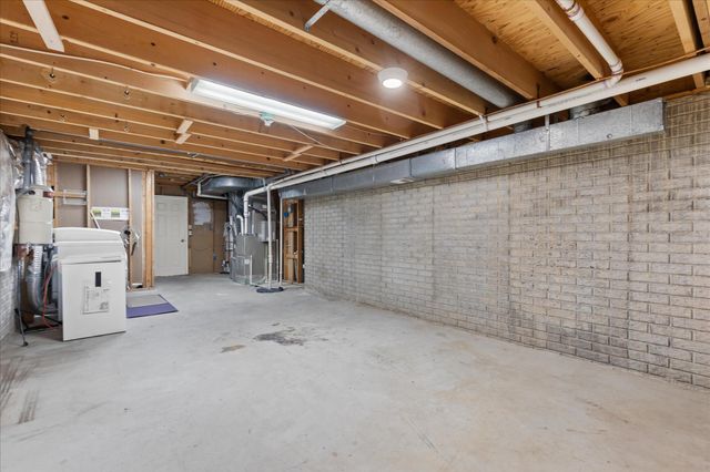 7917 DONEGAL LN, Springfield, VA 22153