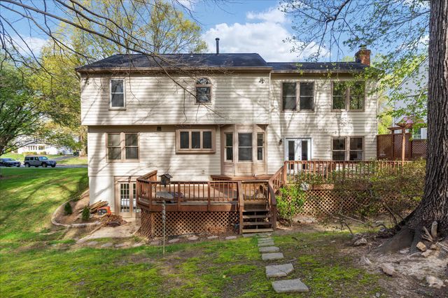 7917 DONEGAL LN, Springfield, VA 22153