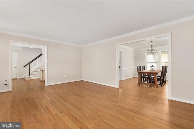 7917 DONEGAL LN, Springfield, VA 22153