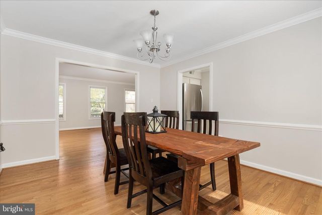 7917 DONEGAL LN, Springfield, VA 22153