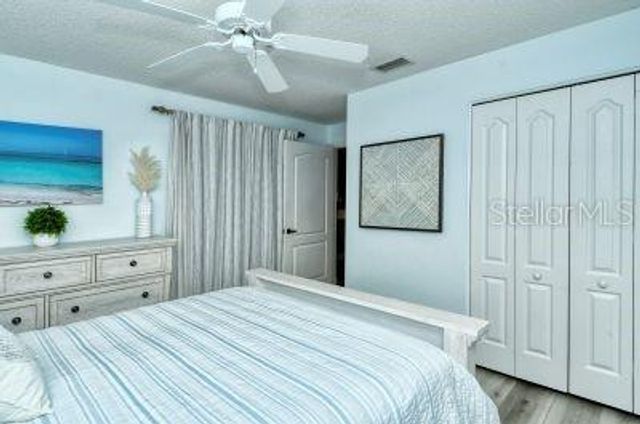 9560 HIGH GATE DRIVE 1624, Sarasota, FL 34238