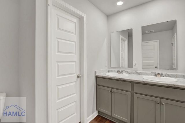 33 Dusty Trail, Hinesville, GA 31313