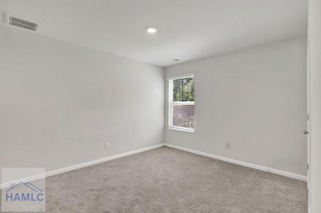 33 Dusty Trail, Hinesville, GA 31313