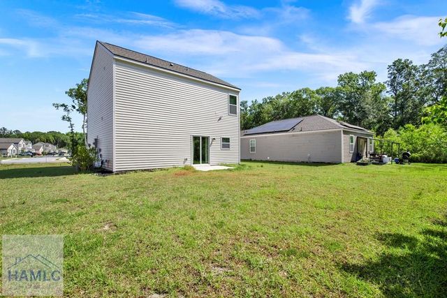 33 Dusty Trail, Hinesville, GA 31313