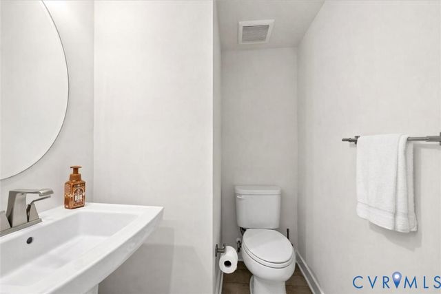 7246 Peyton Randolph Ln, New Kent, VA 23124