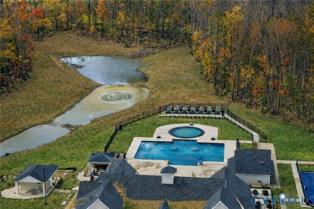 7246 Peyton Randolph Ln, New Kent, VA 23124