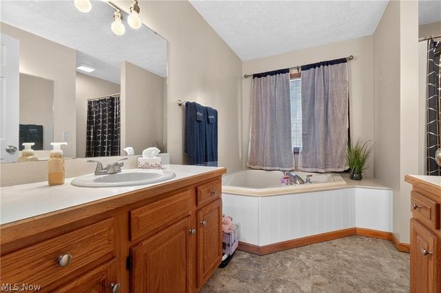 1741 Wales Road NE, Massillon, OH 44646