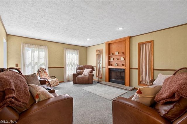 1741 Wales Road NE, Massillon, OH 44646