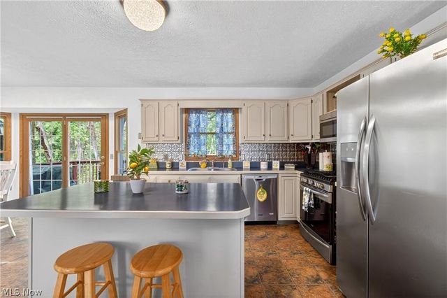 1741 Wales Road NE, Massillon, OH 44646